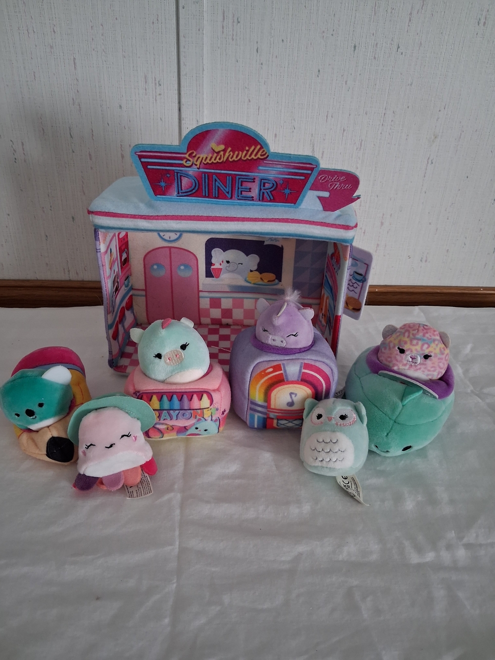 Squishville Diner Squishmallows with 6 Mini Plush Figures & 4 Accessories Lot